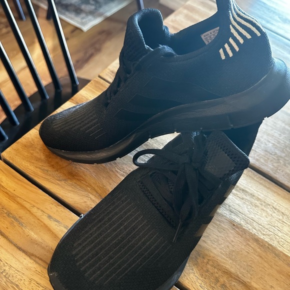 Women’s Swift Run - Picture 3 of 3